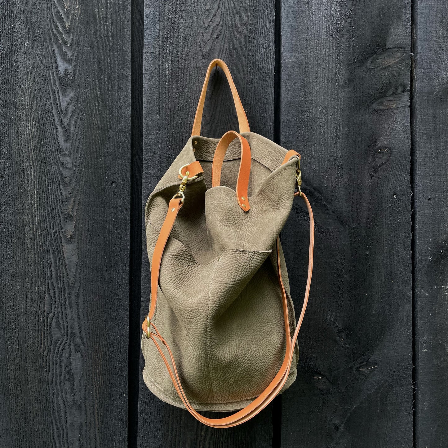 Moss Bucket Bag