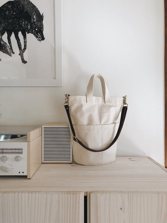 Natural canvas bucket bag